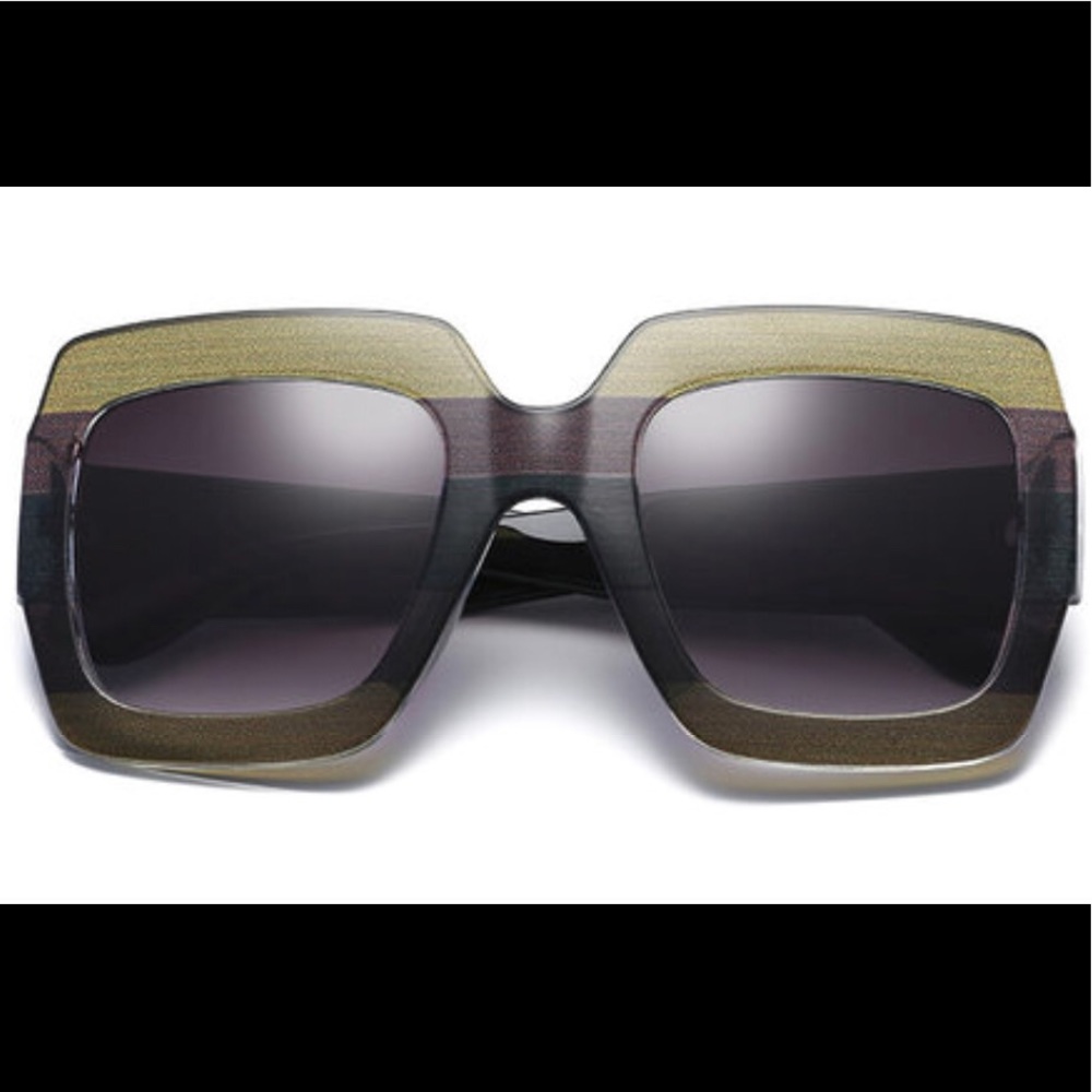 🆕 *Oversized* Sunglasses